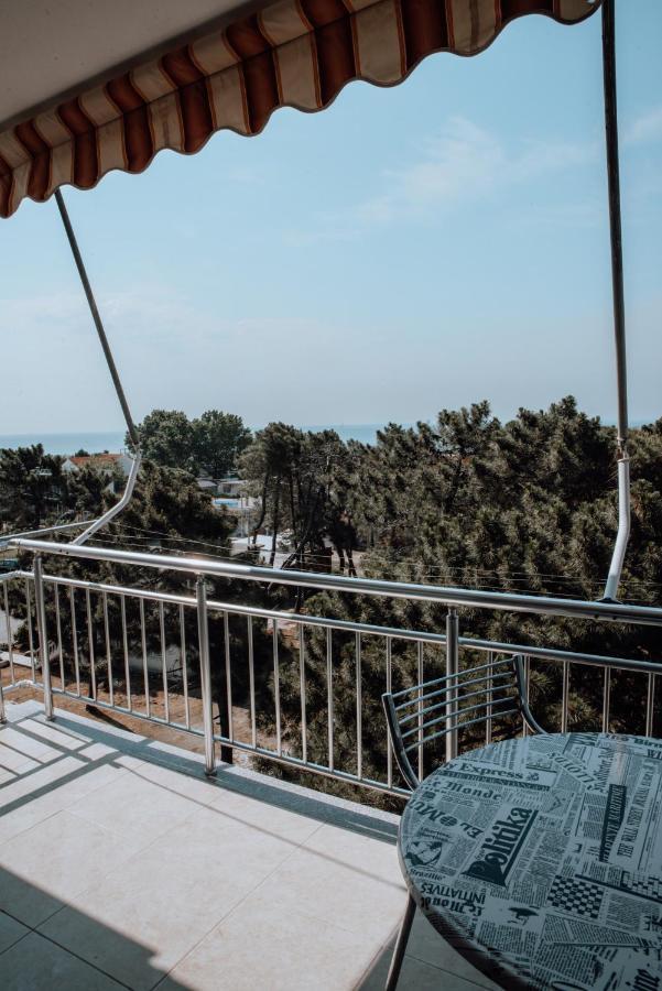 Hotel Perdja Velipoje Bagian luar foto